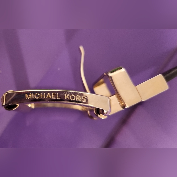 Michael Kors Leather Belt - Picture 4 of 7